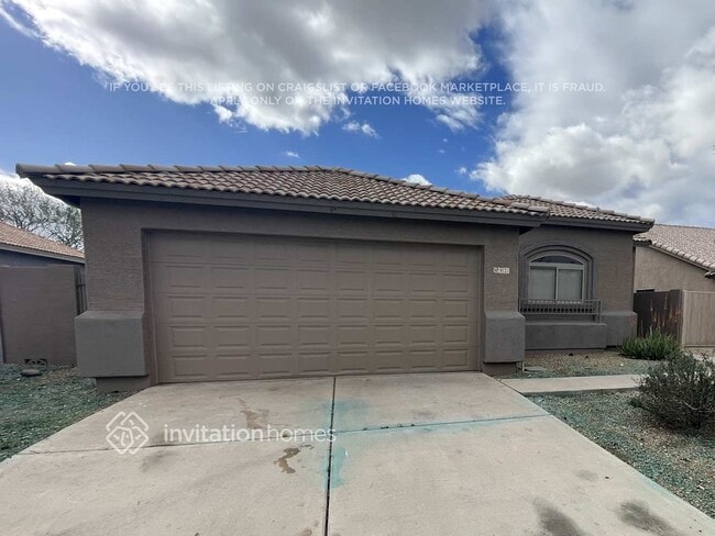 property at 9121 W MacKenzie Dr