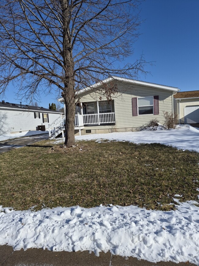 property at 134 Paddock Cir