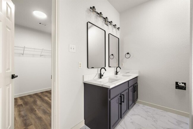 3929 Rolling Canyon Trail in Round Rock, TX - Building Photo - Building Photo