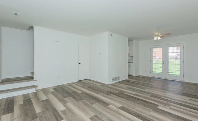 property at 200 Greenbriar Rd
