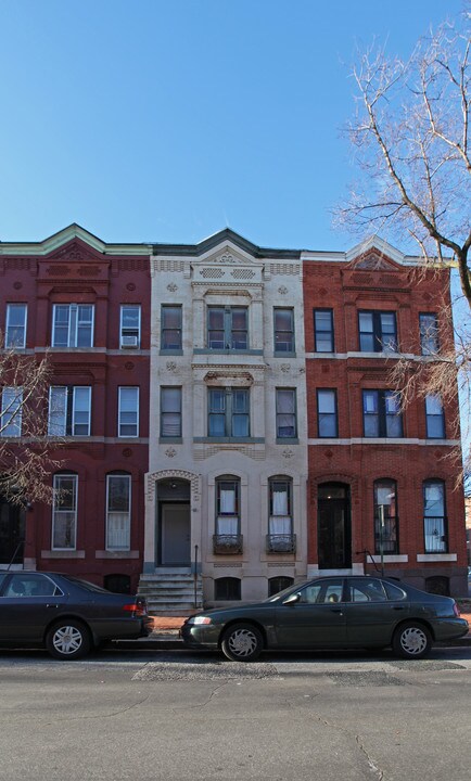 1834 Bolton St in Baltimore, MD - Foto de edificio