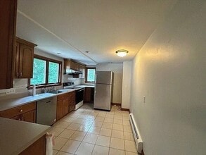 32 Coyne Rd in Newton, MA - Building Photo - Building Photo