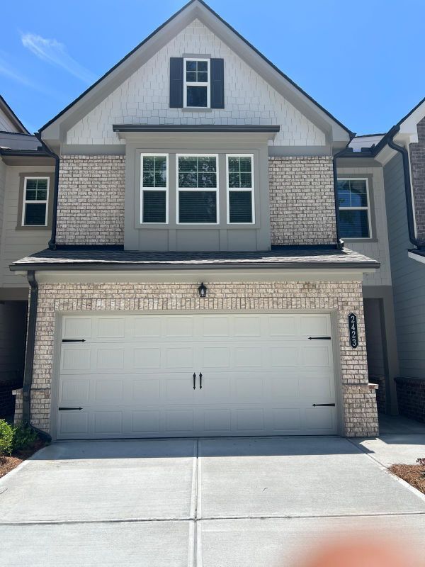 property at 2423 Livi Ln