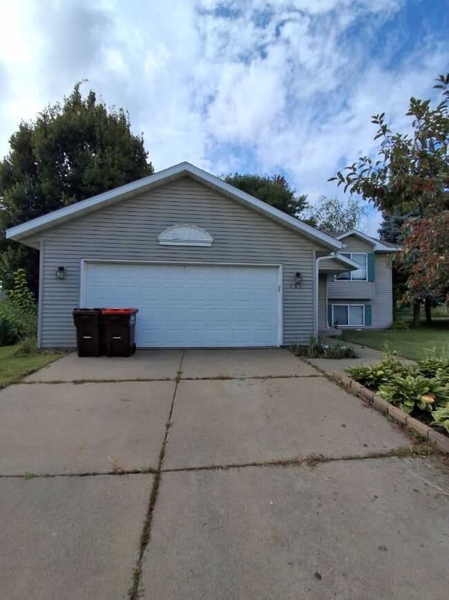 property at 141 Linden Rd