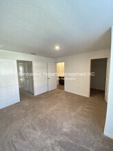 5315 New Friendship Pl in Tampa, FL - Building Photo - Building Photo