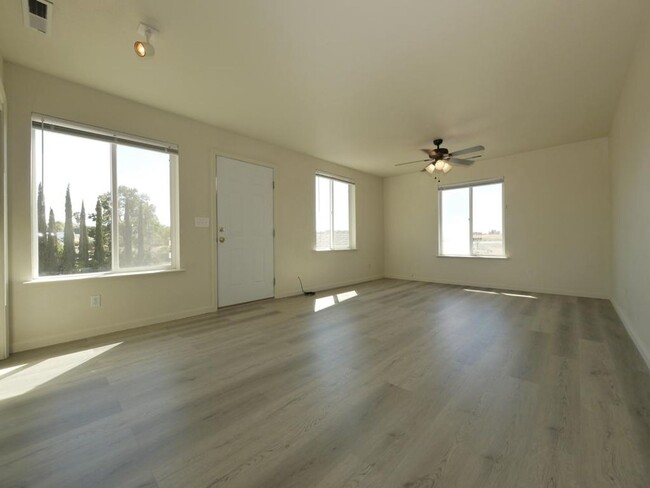 4090 Camanche Pkwy N in Ione, CA - Building Photo - Building Photo