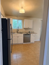 755 E Holaway Dr in Tucson, AZ - Building Photo - Building Photo