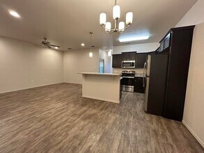 11616 Evanston Ave in Lubbock, TX - Building Photo - Building Photo