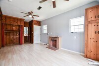 3319 Holman St photo'