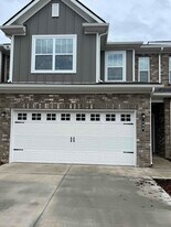 145 Rising Ln in Gallatin, TN - Building Photo