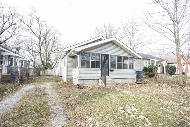 property at 4850 Hillside Ave