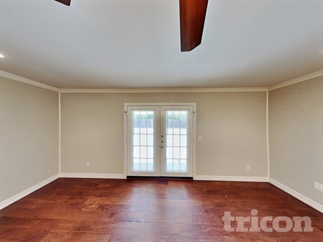 1030 Bryant St in Benbrook, TX - Building Photo - Building Photo