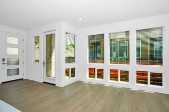 10881 McCan Ct in San Diego, CA - Building Photo - Building Photo