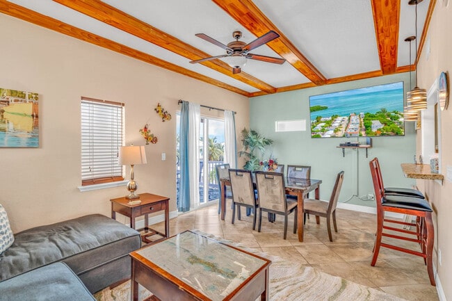 12400 Overseas Hwy in Marathon, FL - Building Photo - Building Photo