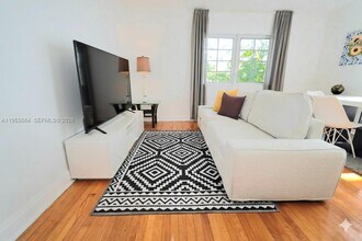 1410 Euclid Ave in Miami Beach, FL - Building Photo - Building Photo