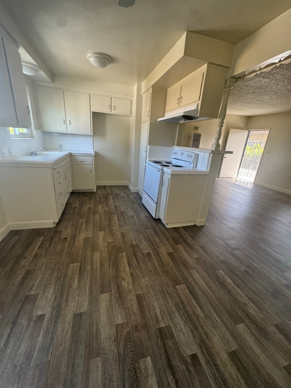 6248 N San Gabriel Blvd in San Gabriel, CA - Foto de edificio - Building Photo