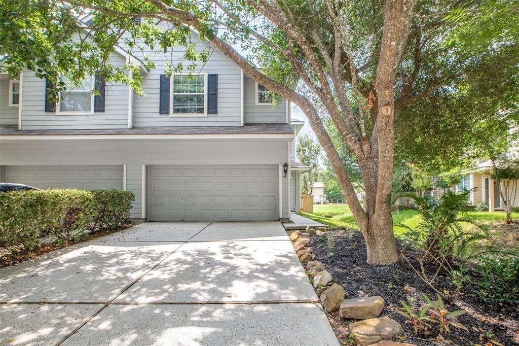 71 Summer Haze Cir in Spring, TX - Building Photo