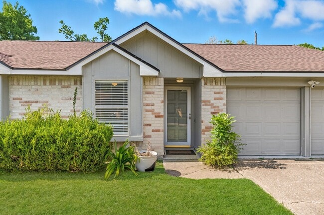 19819 Lions Gate Ct in Humble, TX - Building Photo - Building Photo