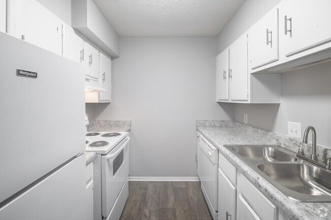 Spring Hill Apartments