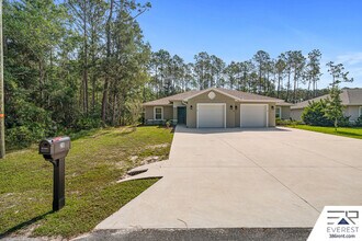 28 Ullian Trail in Palm Coast, FL - Building Photo - Building Photo