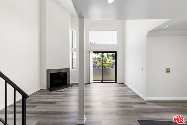 6212 Fulton Ave in Los Angeles, CA - Building Photo - Building Photo