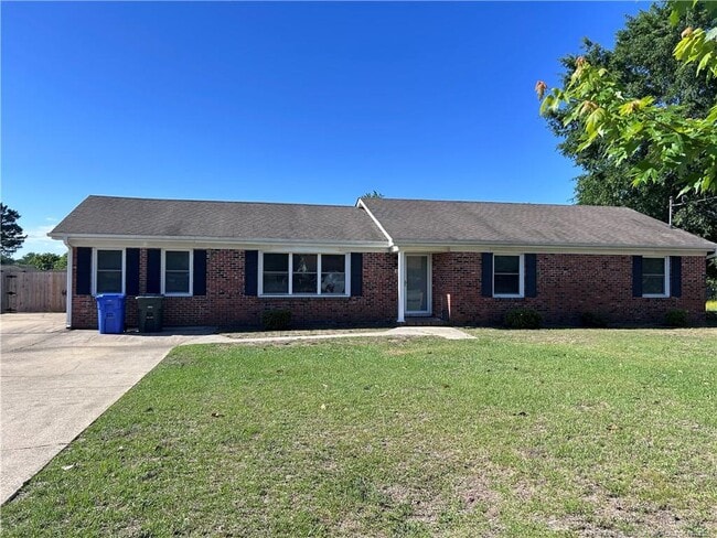 property at 606 Welsh Pl