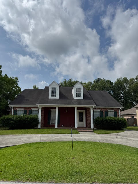 8944 Anahola Pl in Diamondhead, MS - Building Photo