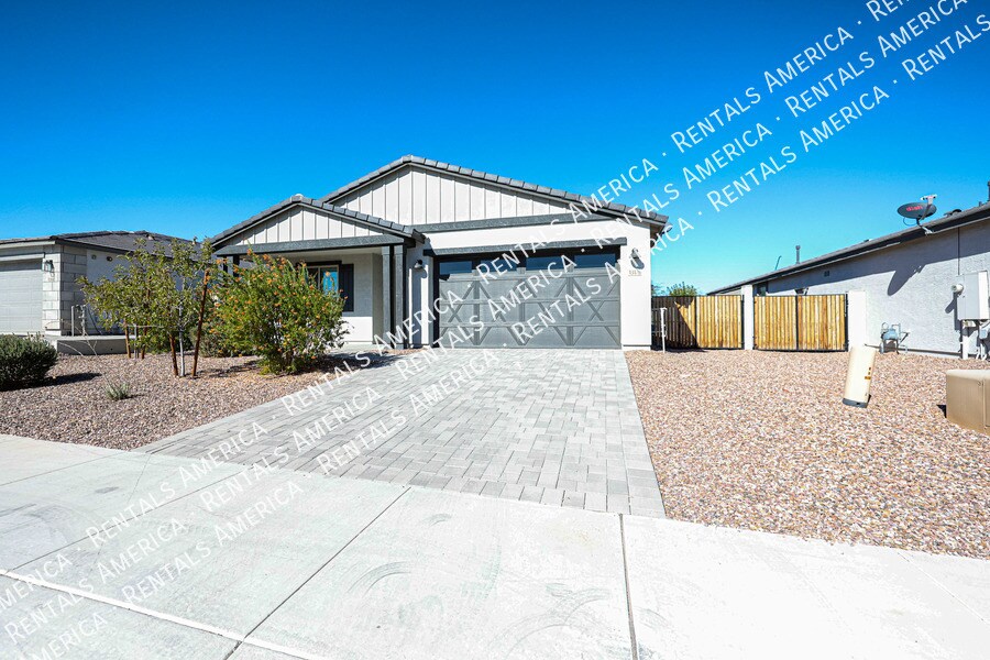 13176 W Roy Rogers Rd in Peoria, AZ - Building Photo