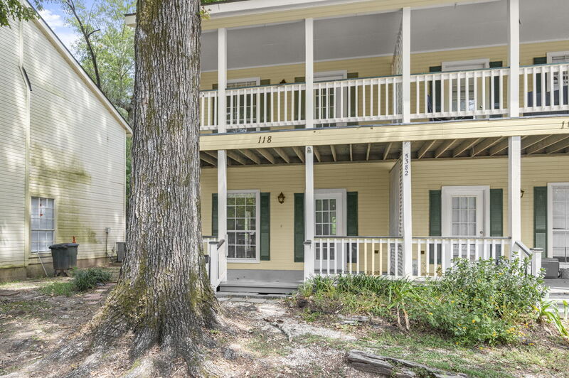 5382 Rosedown Ct in St. Francisville, LA - Building Photo