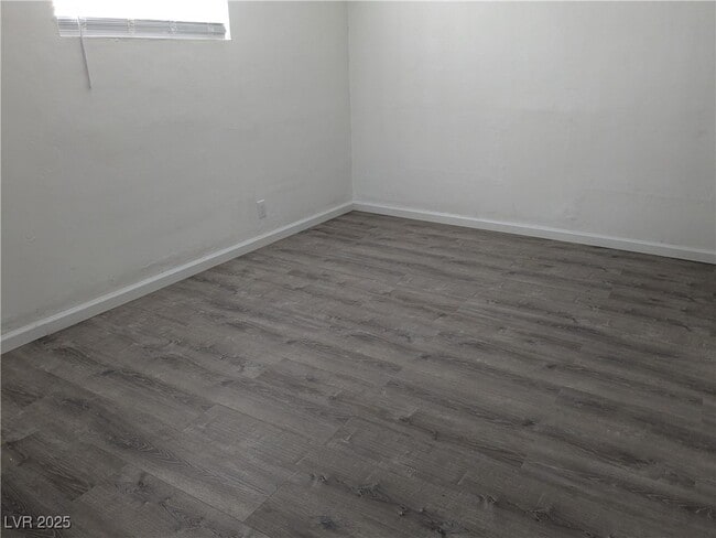 property at 416 S 11th St