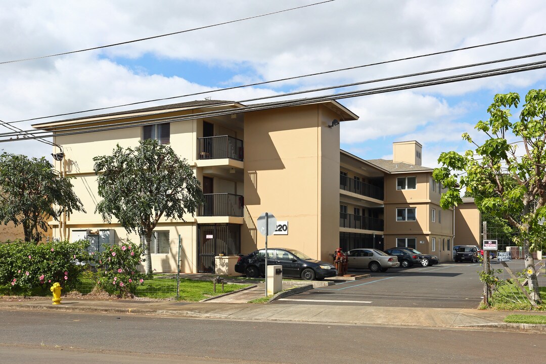 220 California Ave in Wahiawa, HI - Foto de edificio