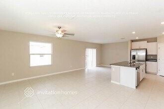 2206 Treesdale Ave in Ruskin, FL - Foto de edificio - Building Photo