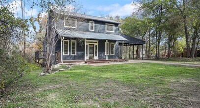 13918 Hummingbird Ln in Austin, TX - Building Photo - Building Photo