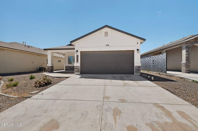 15120 Purpose Ave in El Paso, TX - Building Photo - Building Photo