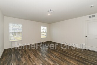 3615 Caloosa Pkwy in Cape Coral, FL - Building Photo - Building Photo