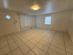 3226 9th St in Rockford, IL - Building Photo - Building Photo