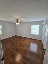 118 E Coleman Ave in Pamplico, SC - Building Photo - Building Photo