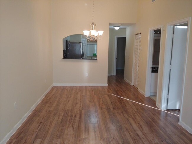 3760 N Jog Rd, Unit 202 in West Palm Beach, FL - Foto de edificio - Building Photo