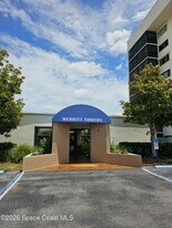 250 S Sykes Creek Pkwy in Merritt Island, FL - Building Photo