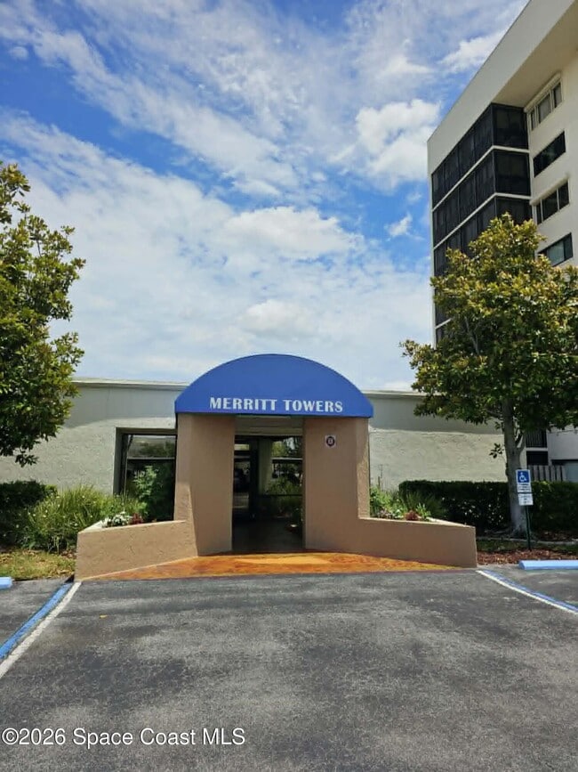 250 S Sykes Creek Pkwy