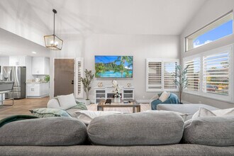 13075 Old West Ave in San Diego, CA - Building Photo - Building Photo