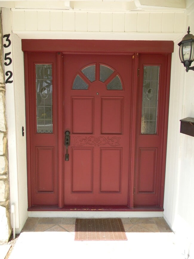 352 S Pine St in Orange, CA - Building Photo - Building Photo