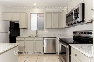 9526 W Minnezona Ave in Phoenix, AZ - Building Photo - Building Photo