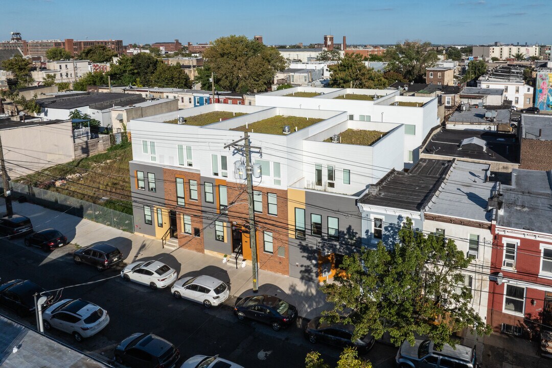 2717 N Howard St in Philadelphia, PA - Building Photo