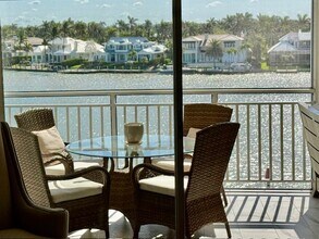 2600 Gulf Shore Blvd N in Naples, FL - Building Photo - Building Photo