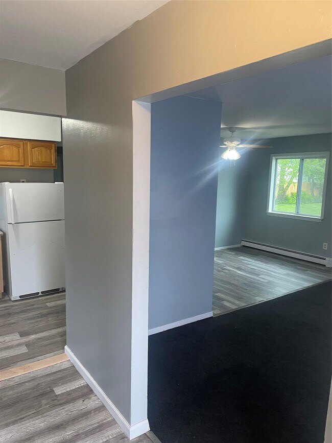 144 N 22nd St in Wheatley Heights, NY - Building Photo - Building Photo