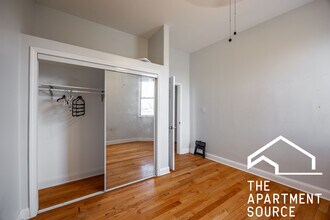 2122 N Milwaukee Ave, Unit 3 in Chicago, IL - Foto de edificio - Building Photo