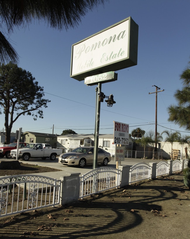 1052 E Mission Blvd in Pomona, CA - Building Photo - Building Photo