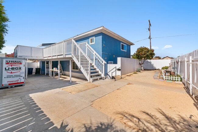 property at 1116 Ebony Ave