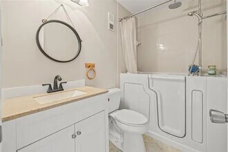 416 Windrush Bay Dr in Tarpon Springs, FL - Building Photo - Building Photo